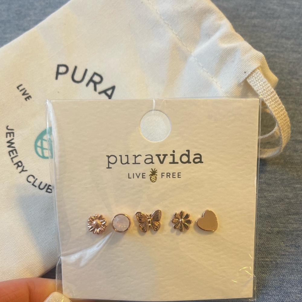 Pura Vida earrings